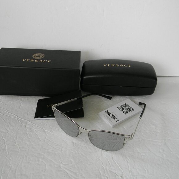 VERSACE WM\'S SILVER SUNGLASSES W/CASE AND BOX main image 5